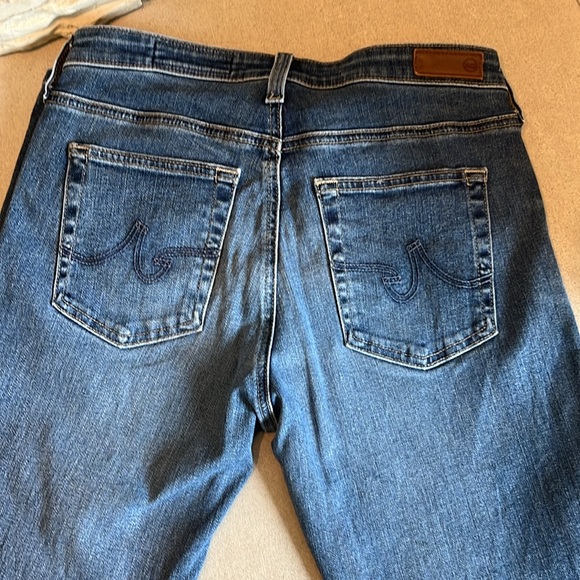 AG Bootcut Jeans- 28 - Picture 4 of 9